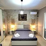 Ponte Paradiso Suite&spa 3* Santa Cristina Gela (Sicily)